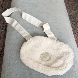 VS Pink Cozy Cream Sherpa Crossbody Bag